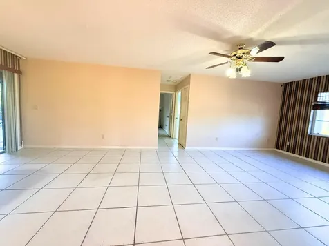 2092 Se Allamanda Drive Port Saint Lucie FL 34952