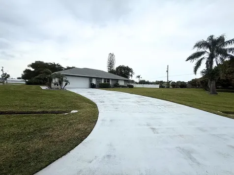 2092 Se Allamanda Drive Port Saint Lucie FL 34952