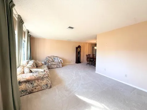 2092 Se Allamanda Drive Port Saint Lucie FL 34952