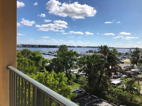 1000 Scotia Drive Hypoluxo FL 33462
