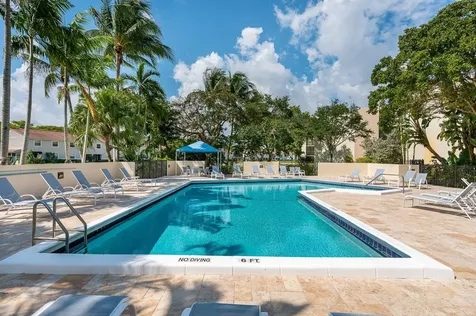 5751 Camino Del Sol Boca Raton FL 33433