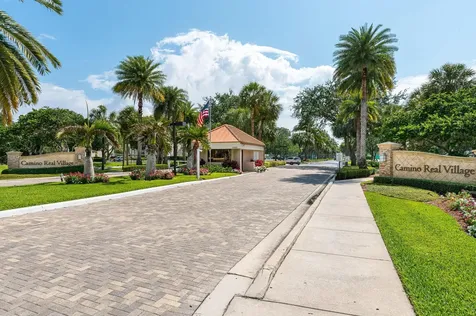 5751 Camino Del Sol Boca Raton FL 33433