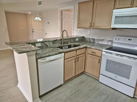 1143 Sw Swan Lake Circle Port Saint Lucie FL 34986