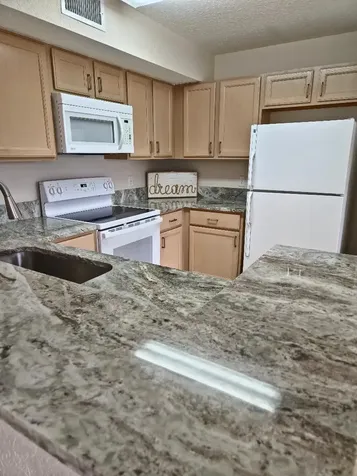 1143 Sw Swan Lake Circle Port Saint Lucie FL 34986