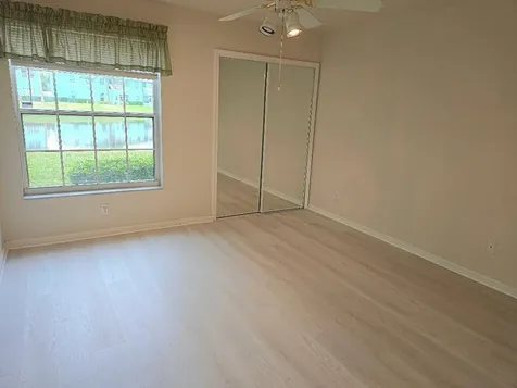1143 Sw Swan Lake Circle Port Saint Lucie FL 34986