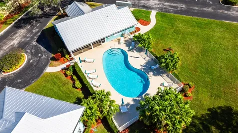 1143 Sw Swan Lake Circle Port Saint Lucie FL 34986