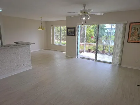 1143 Sw Swan Lake Circle Port Saint Lucie FL 34986