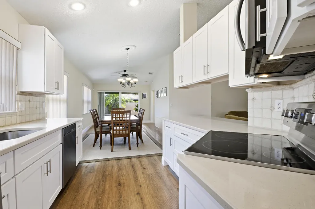 5231 Grande Palm Circle Delray Beach FL 33484