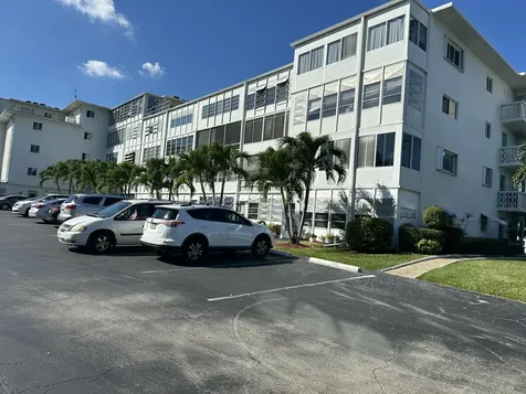 2381 Sunset Avenue Lake Worth FL 33461