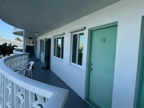 2381 Sunset Avenue Lake Worth FL 33461