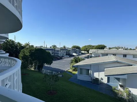 2381 Sunset Avenue Lake Worth FL 33461