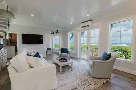 113 N Beach Road Jupiter Island FL 33455