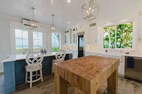 113 N Beach Road Jupiter Island FL 33455