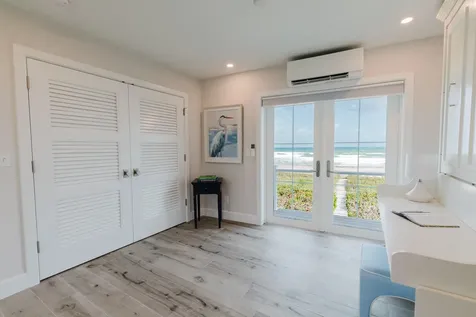 113 N Beach Road Jupiter Island FL 33455