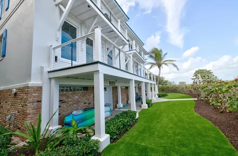 113 N Beach Road Jupiter Island FL 33455