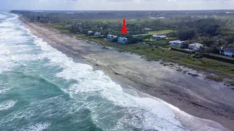 113 N Beach Road Jupiter Island FL 33455