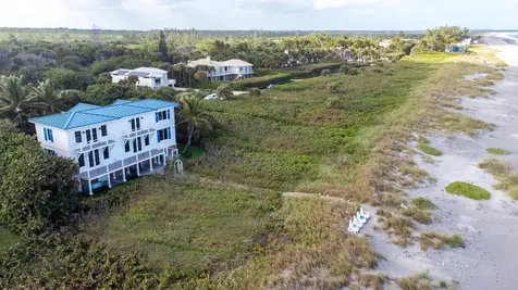113 N Beach Road Jupiter Island FL 33455