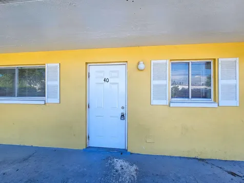 1501 Crescent Circle Lake Park FL 33403
