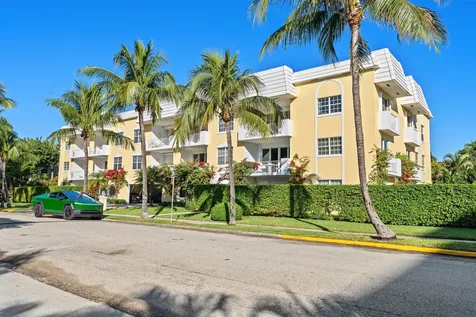 127 Peruvian Avenue Palm Beach FL 33480