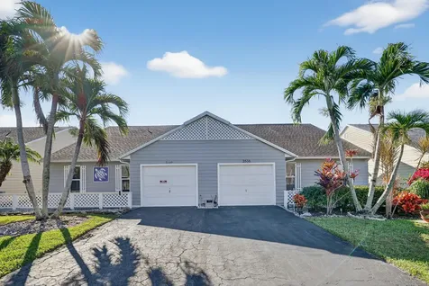 2540 Se Tropical East Circle Port Saint Lucie FL 34952