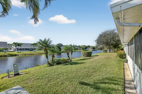 2540 Se Tropical East Circle Port Saint Lucie FL 34952