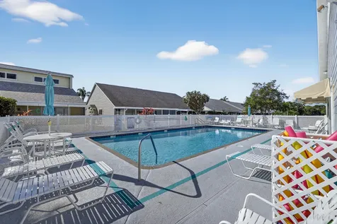 2540 Se Tropical East Circle Port Saint Lucie FL 34952