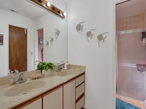 2543 SE Price Court Port Saint Lucie FL 34953