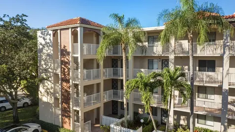 6121 Pointe Regal Circle Delray Beach FL 33484
