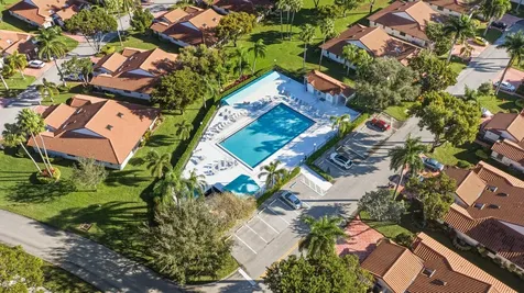 6121 Pointe Regal Circle Delray Beach FL 33484