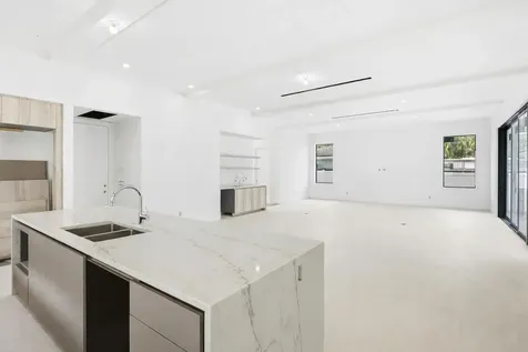 213 Ne 9th Street Delray Beach FL 33444