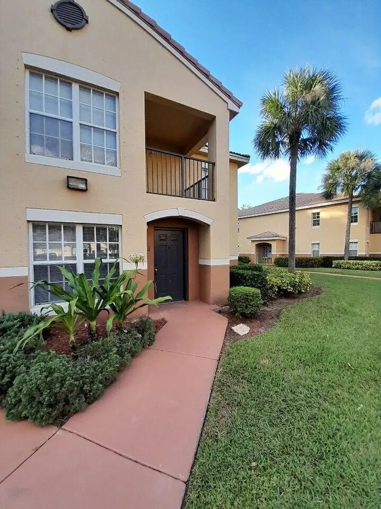 10336 Fox Trail Road Royal Palm Beach FL 33411
