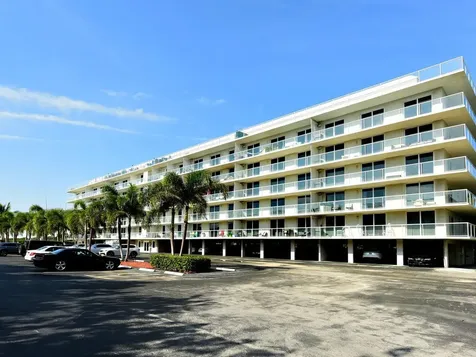 2560 S Ocean Boulevard Palm Beach FL 33480