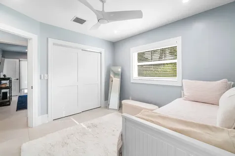 917 Sw 36th Court Boynton Beach FL 33435