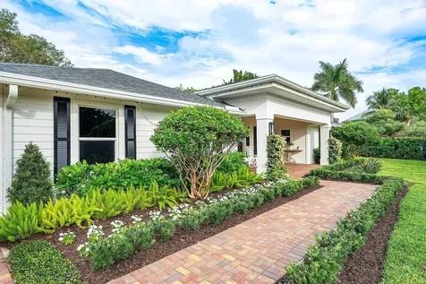 917 Sw 36th Court Boynton Beach FL 33435