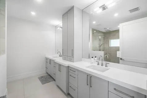 917 Sw 36th Court Boynton Beach FL 33435