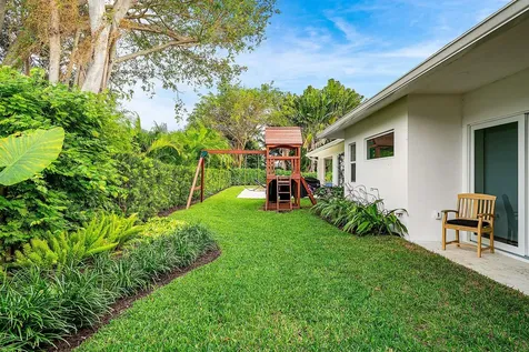 917 Sw 36th Court Boynton Beach FL 33435