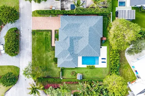 917 Sw 36th Court Boynton Beach FL 33435
