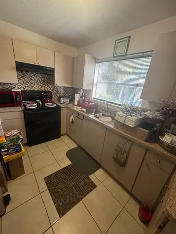 812 N 21st Street Fort Pierce FL 34950