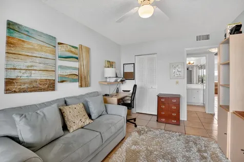 4008 Hythe A Boca Raton FL 33434