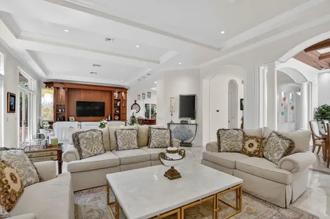 33 Se Olive Way Boca Raton FL 33432
