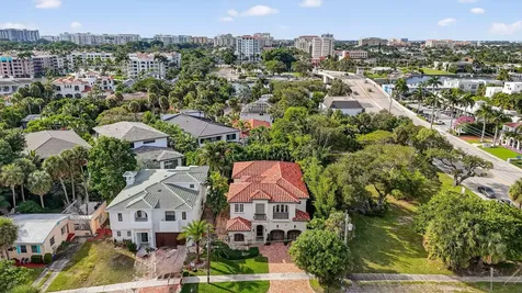 33 Se Olive Way Boca Raton FL 33432