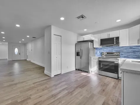 1549 W 19th Street Riviera Beach FL 33404