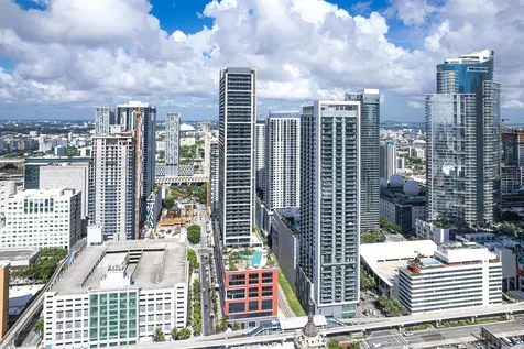 601 Ne 1st Avenue Miami FL 33132