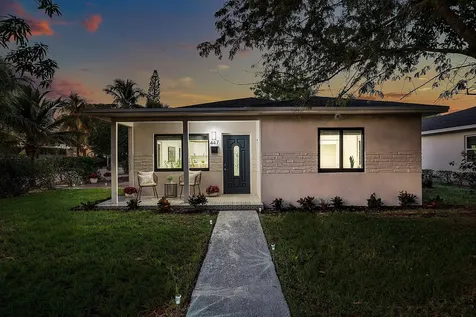 447 36th Street West Palm Beach FL 33407