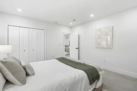 447 36th Street West Palm Beach FL 33407
