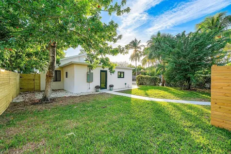 447 36th Street West Palm Beach FL 33407