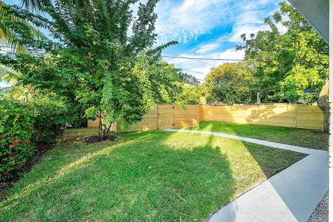 447 36th Street West Palm Beach FL 33407