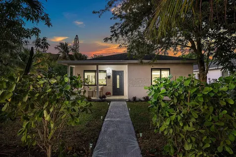 447 36th Street West Palm Beach FL 33407