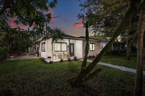 447 36th Street West Palm Beach FL 33407