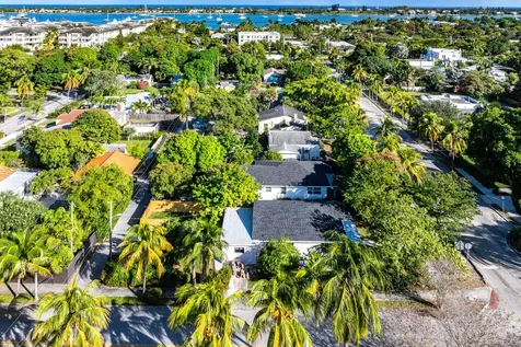 447 36th Street West Palm Beach FL 33407